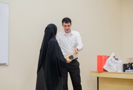 إفطار جماعي للموظفين 